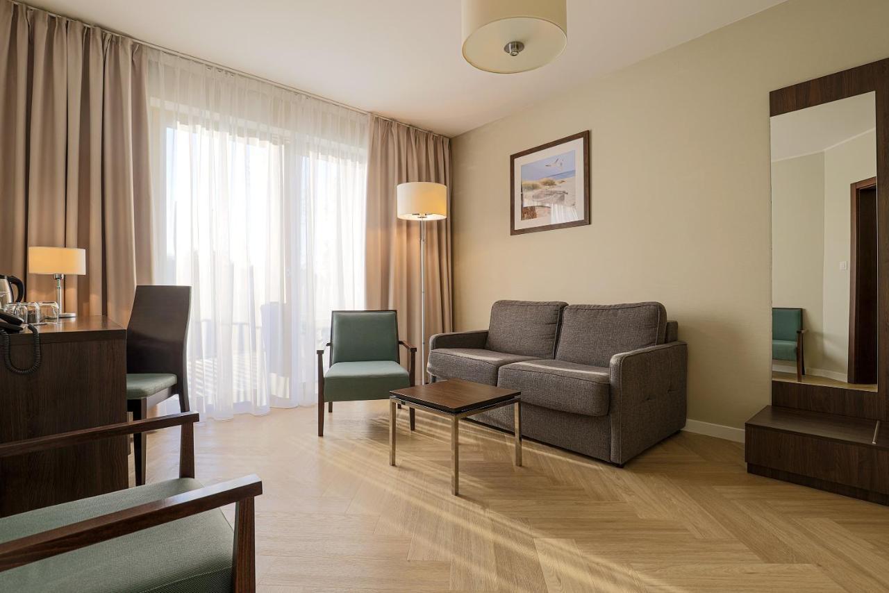 Hotel Meridian Chałupy Eksteriør billede
