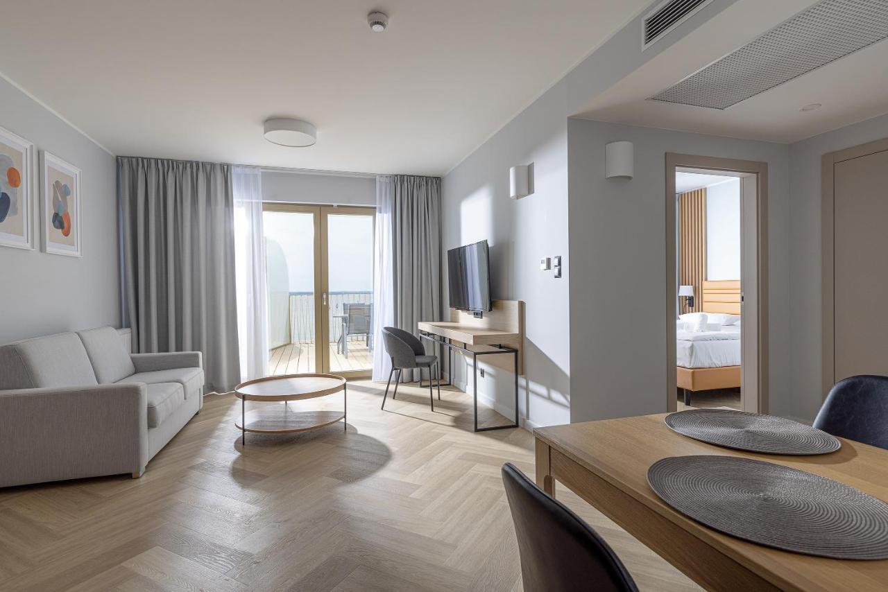 Hotel Meridian Chałupy Eksteriør billede
