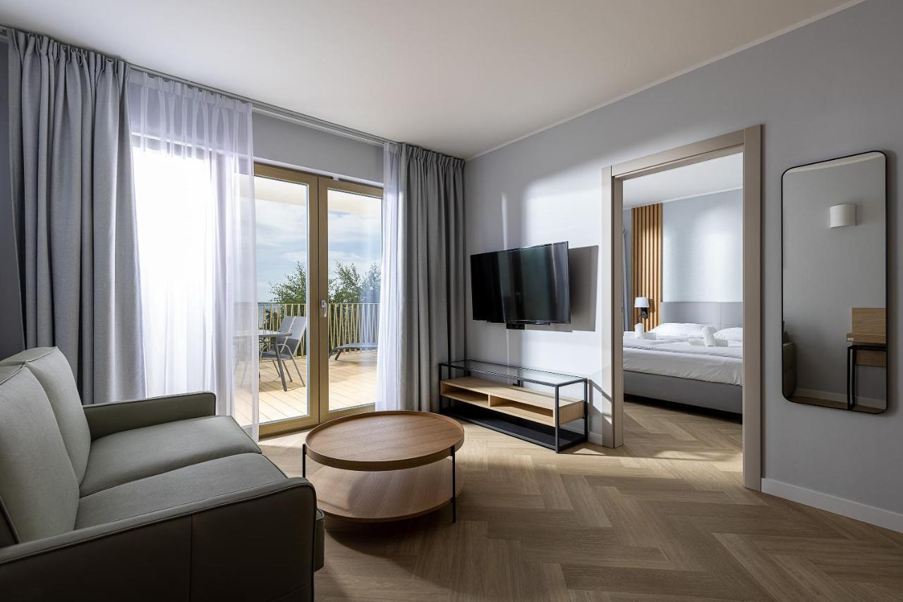 Hotel Meridian Chałupy Eksteriør billede