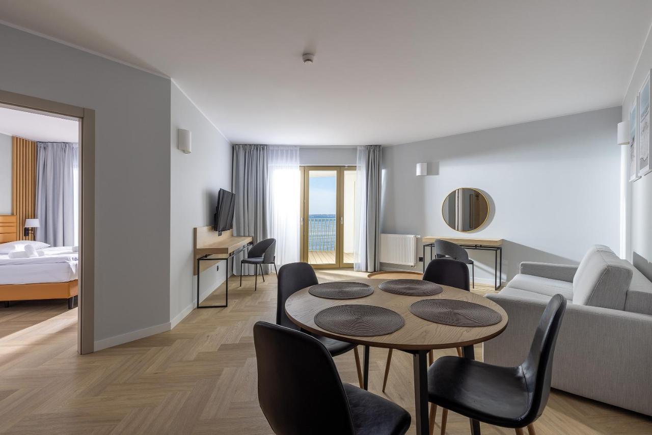 Hotel Meridian Chałupy Eksteriør billede