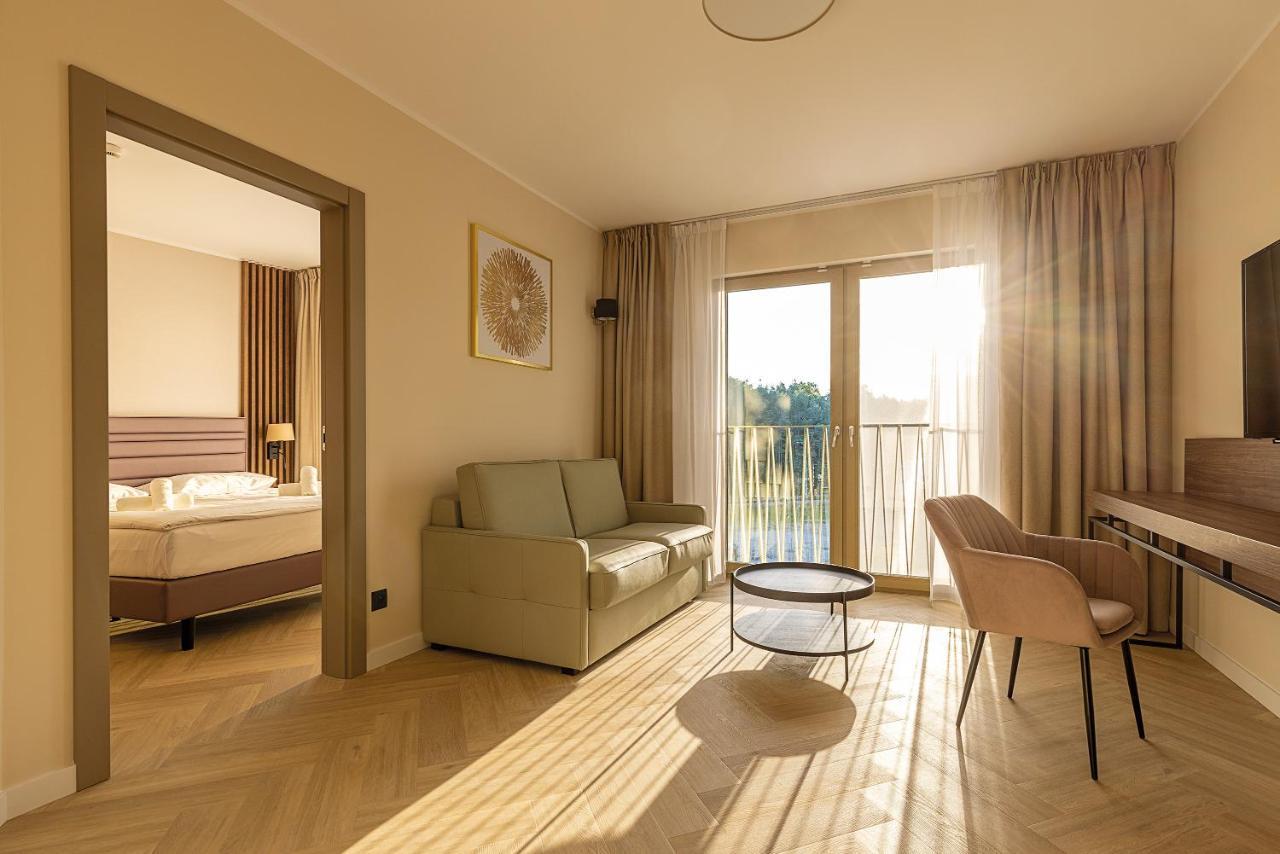 Hotel Meridian Chałupy Eksteriør billede
