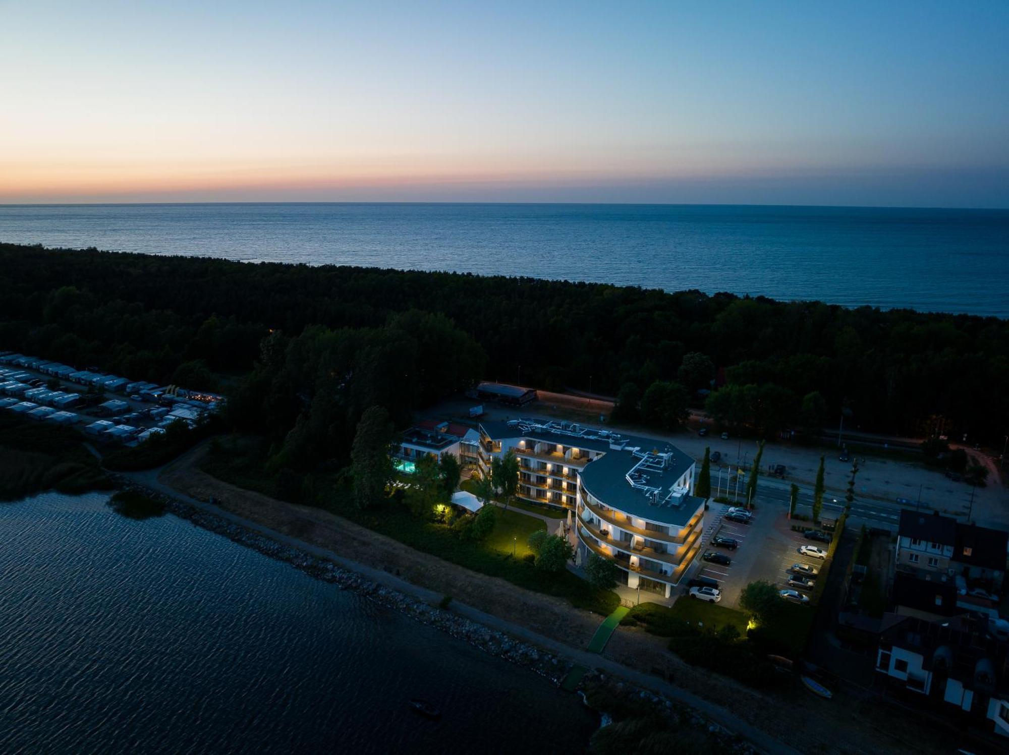 Hotel Meridian Chałupy Eksteriør billede