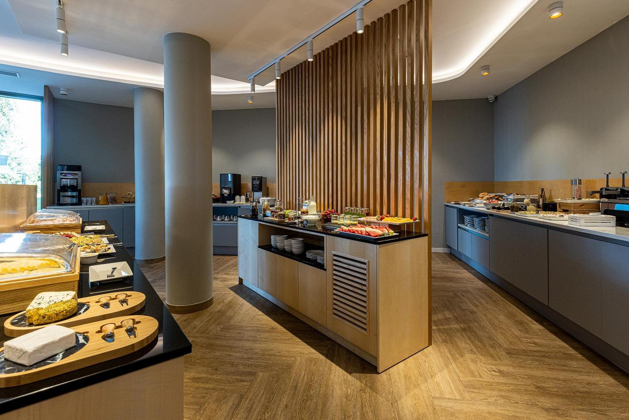 Hotel Meridian Chałupy Eksteriør billede